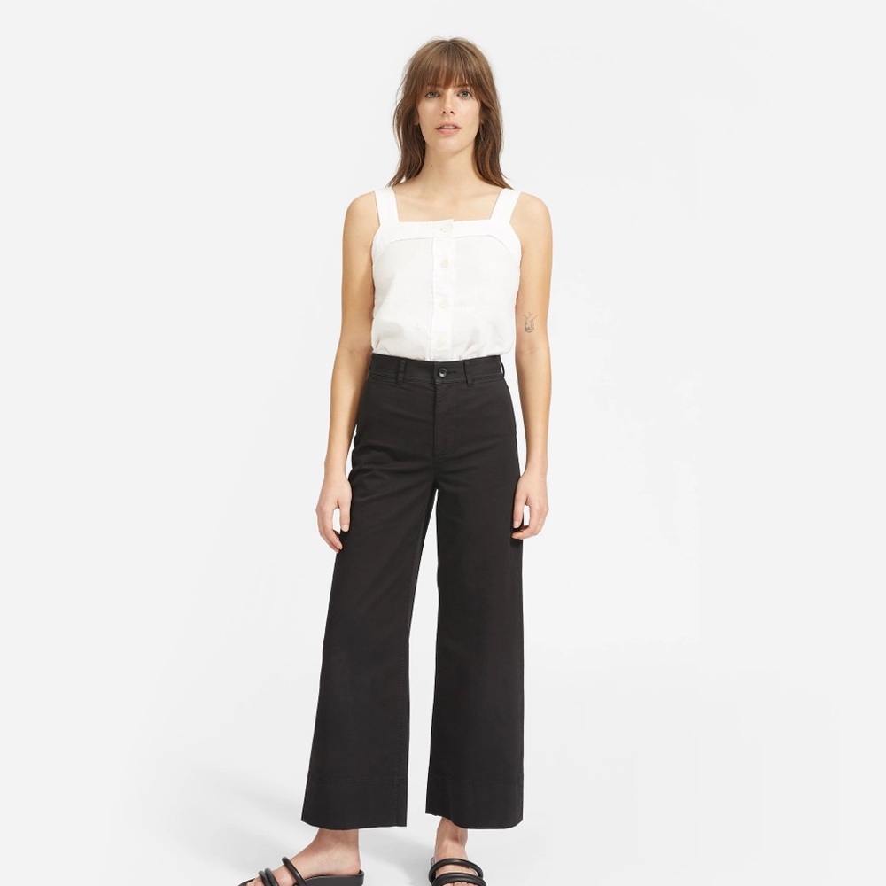 Everlane wide leg crop chino in black. Sz 8